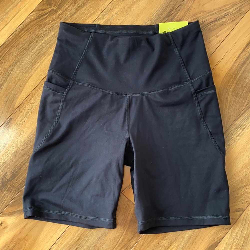 BIKER SHORTS